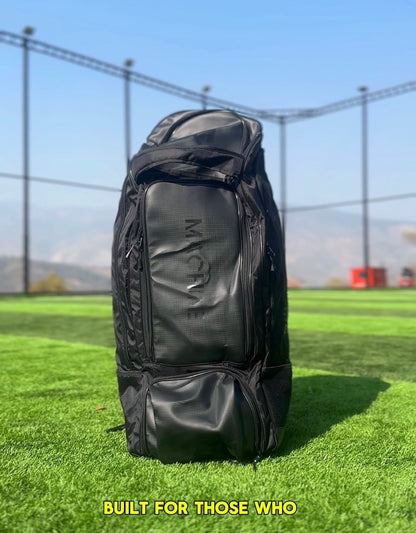 Machine Black Edition Pro Wheeli Duffle Kit Bag