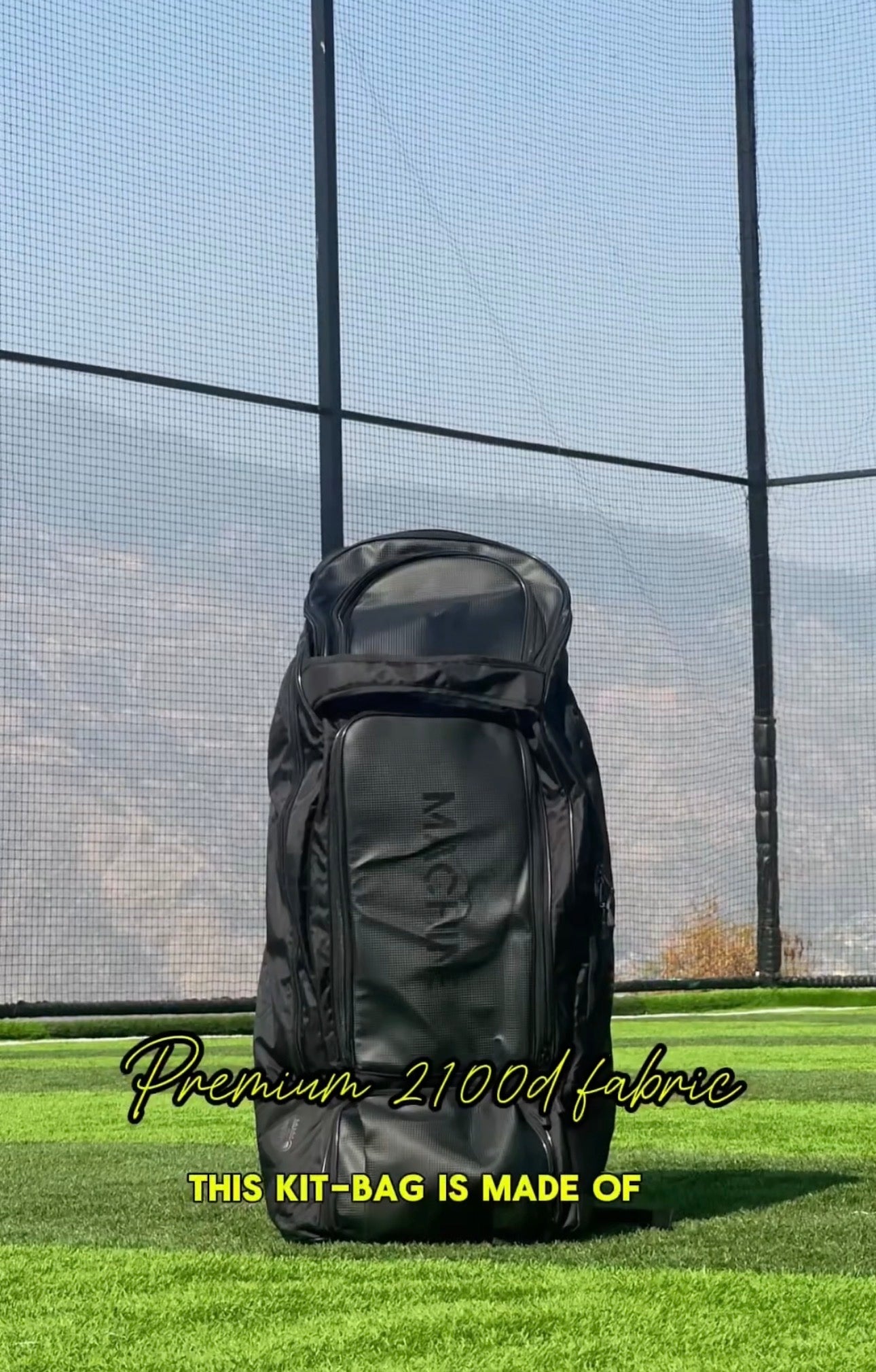 Machine Black Edition Pro Wheeli Duffle Kit Bag
